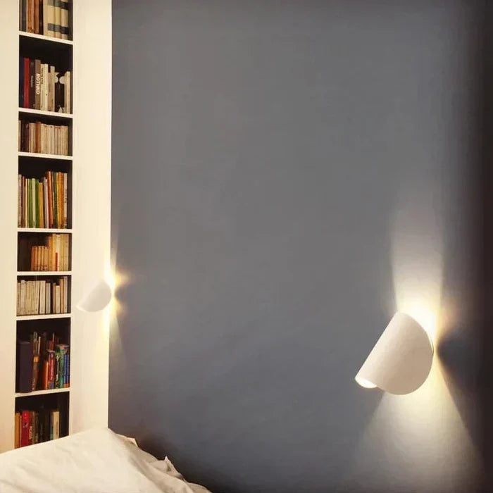 Verstellbare Up-Down-LED-Wandleuchte – warmes Ambientlicht, modernes Design