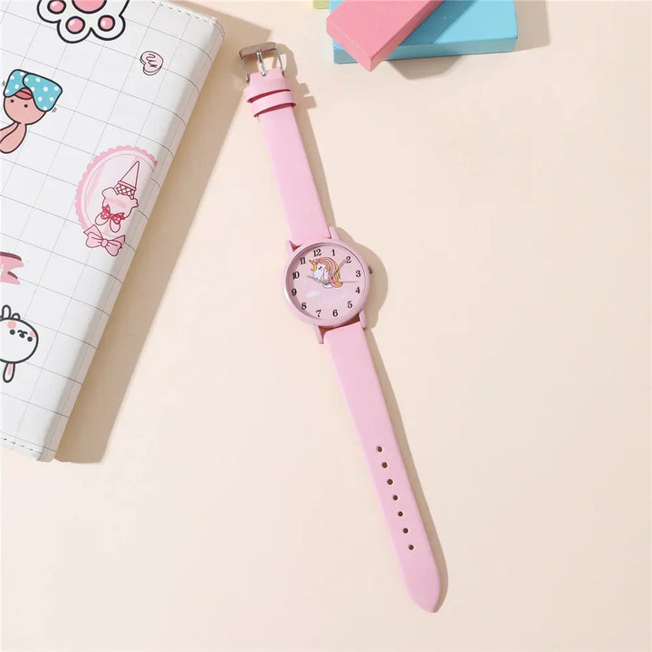 Kinderuhr mit süßem Einhorn – Armband aus PU-Leder und Cartoon-Design