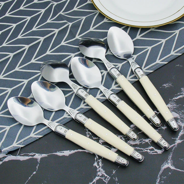 IvoryElegance – Luxuriöses Laguiole-Besteckset mit zeitlosem Stil