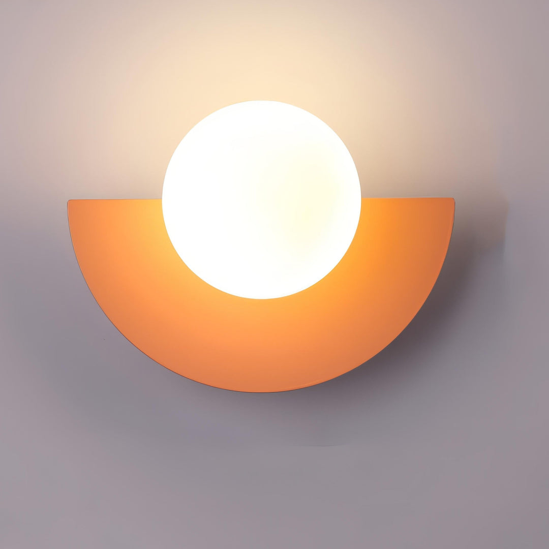 Nordische halbrunde Wandlampe