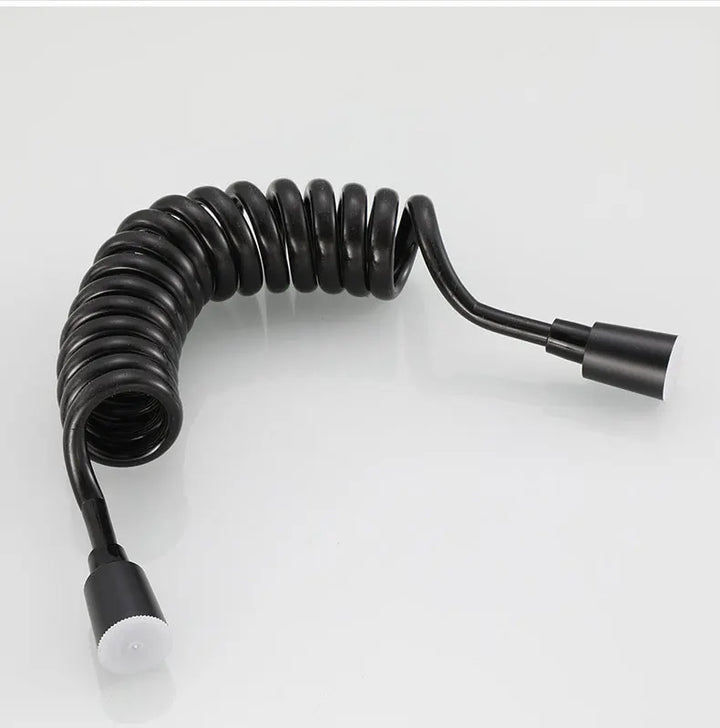AquaJet Wandarmatur in Schwarz aus Messing