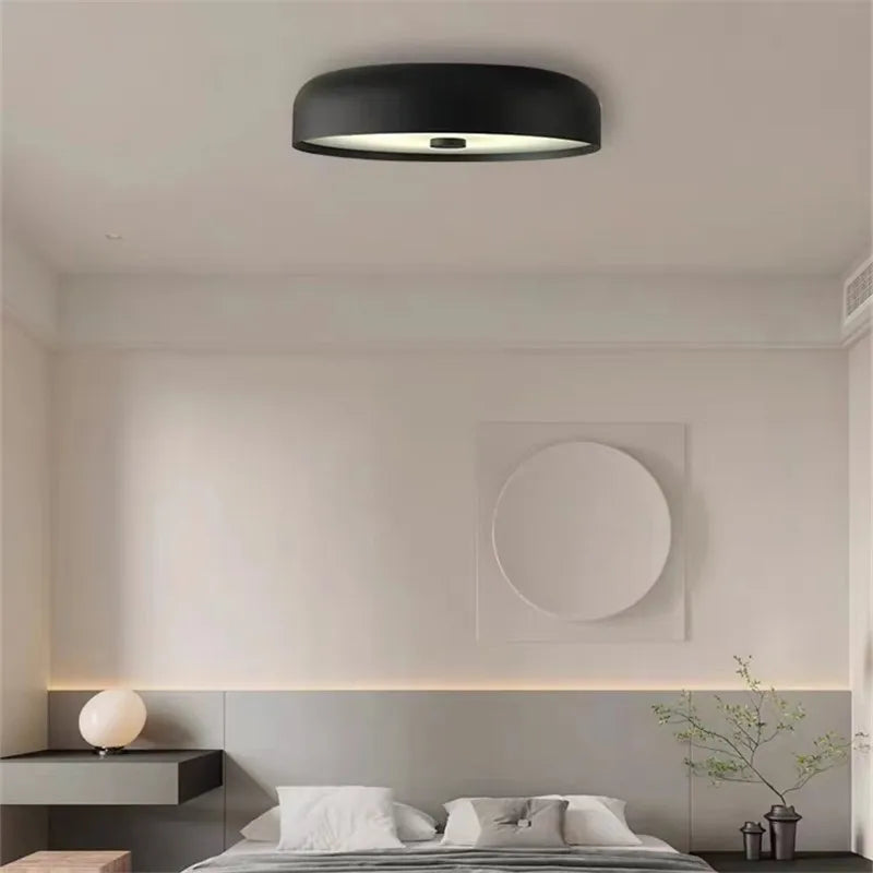 Moderne und minimalistische LED-Deckenleuchte