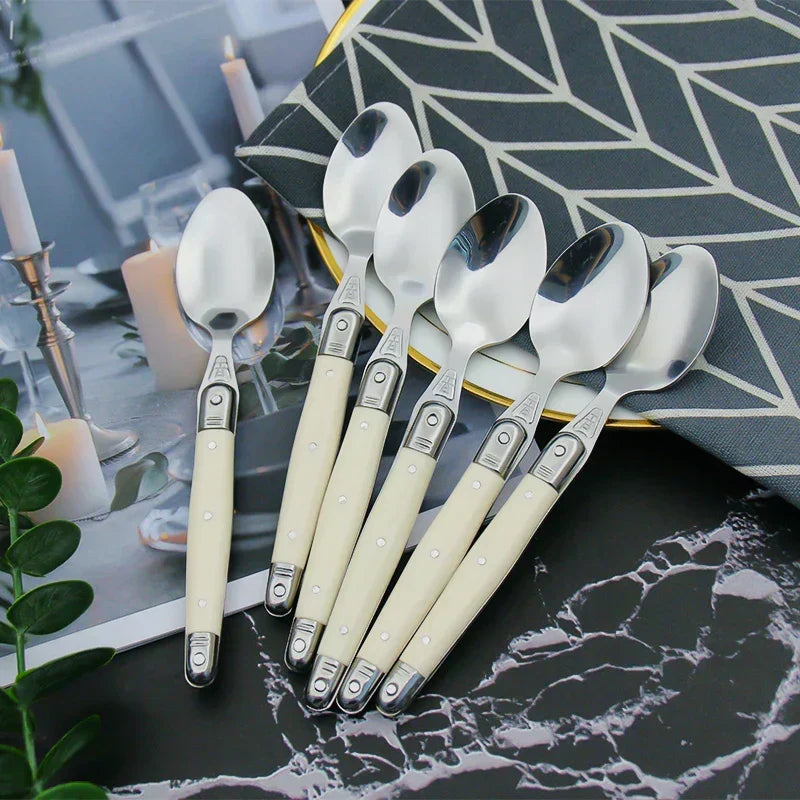 IvoryElegance – Luxuriöses Laguiole-Besteckset mit zeitlosem Stil