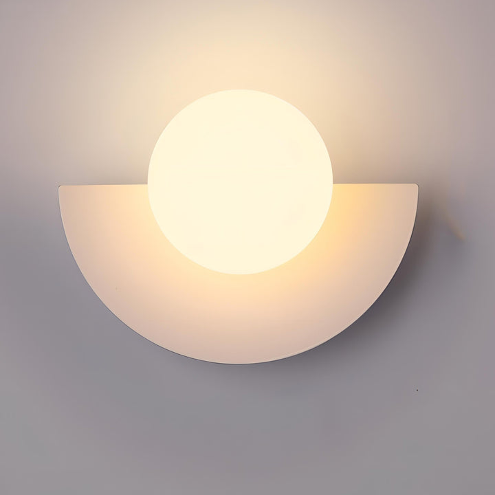 Nordische halbrunde Wandlampe