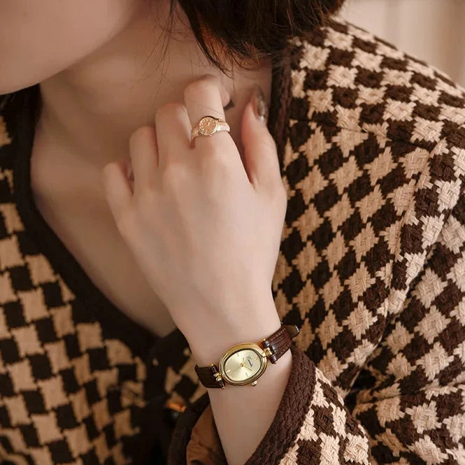Sienna - Elegante Quarzuhr mit goldenem Armband