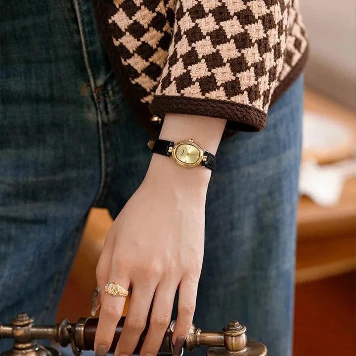 Sienna - Elegante Quarzuhr mit goldenem Armband