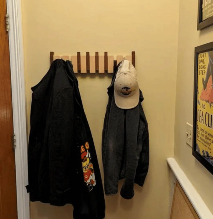 Piano Massivholz-Garderobe | Elegante Wandhaken