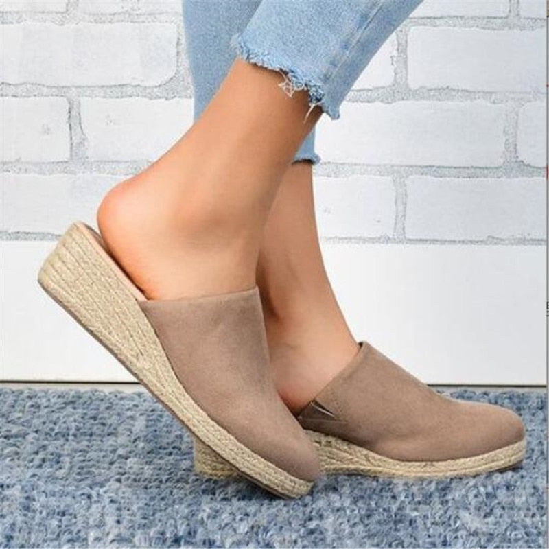 Retro-schicke Keilabsatz-Sandalen - Vera