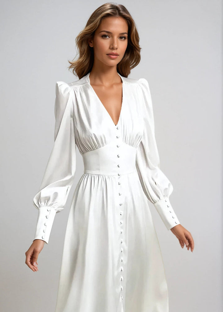 Elegantes Maxikleid aus Satin mit V-Ausschnitt