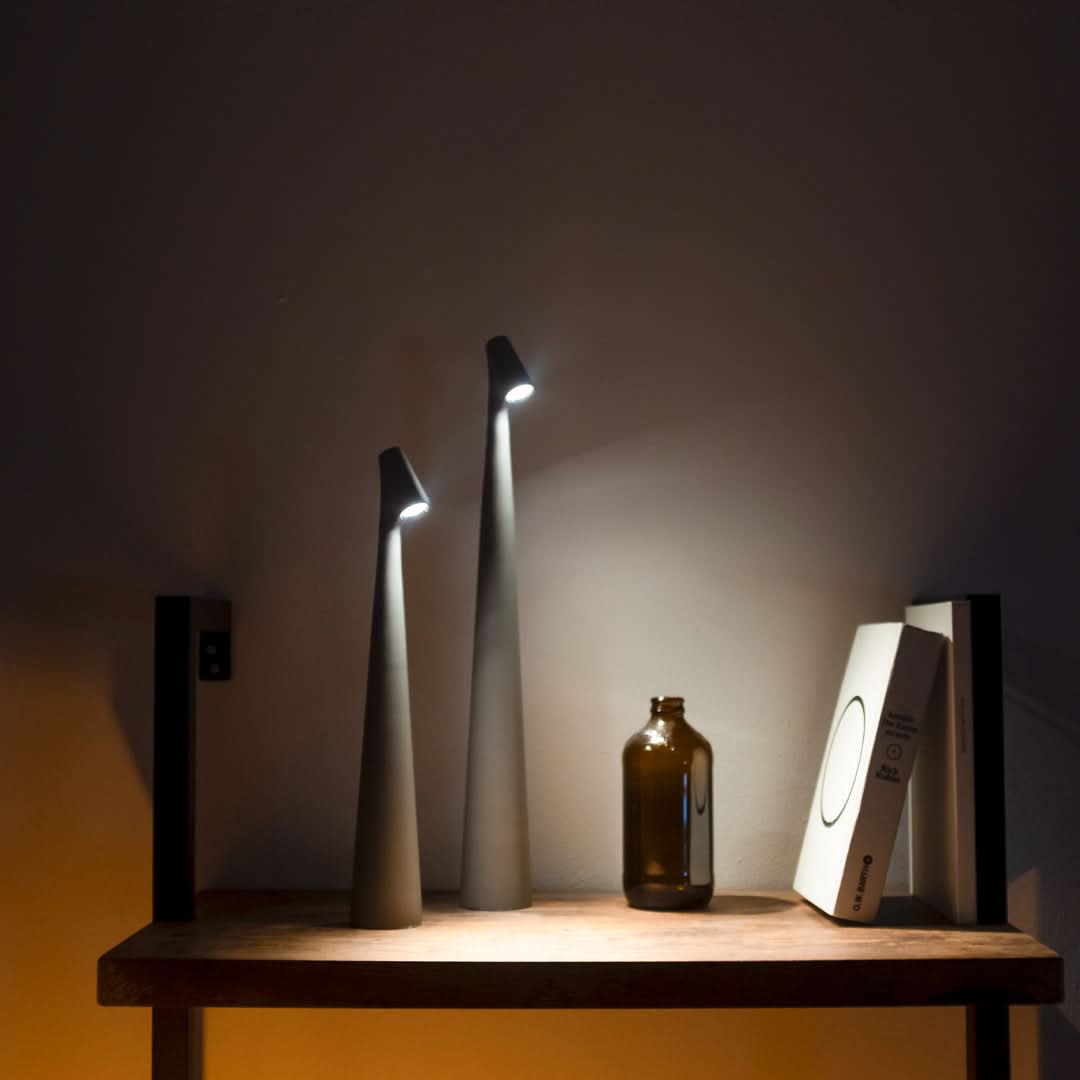 Kabellose Designer-LED-Tischlampe mit 3-stufiger Touch-Dimmung