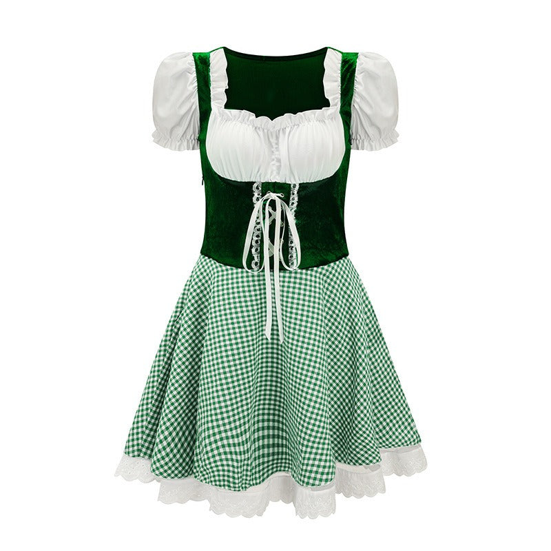 Kurzes Oktoberfest Dirndlkleid mit Karomuster und Spitzenapplikation
