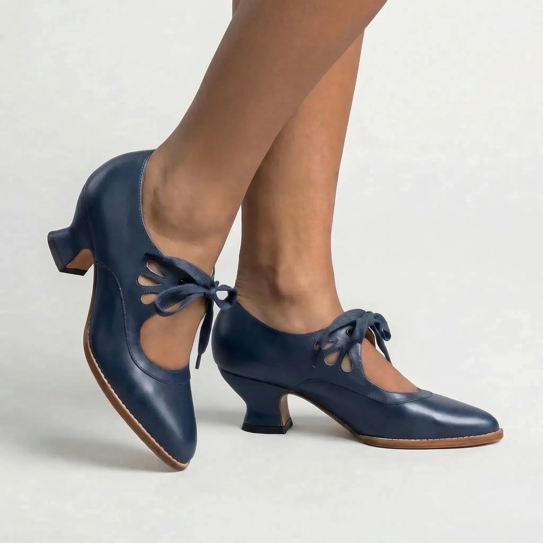 Vintage-inspirierter Schnürschuh mit Absatz - Virginia