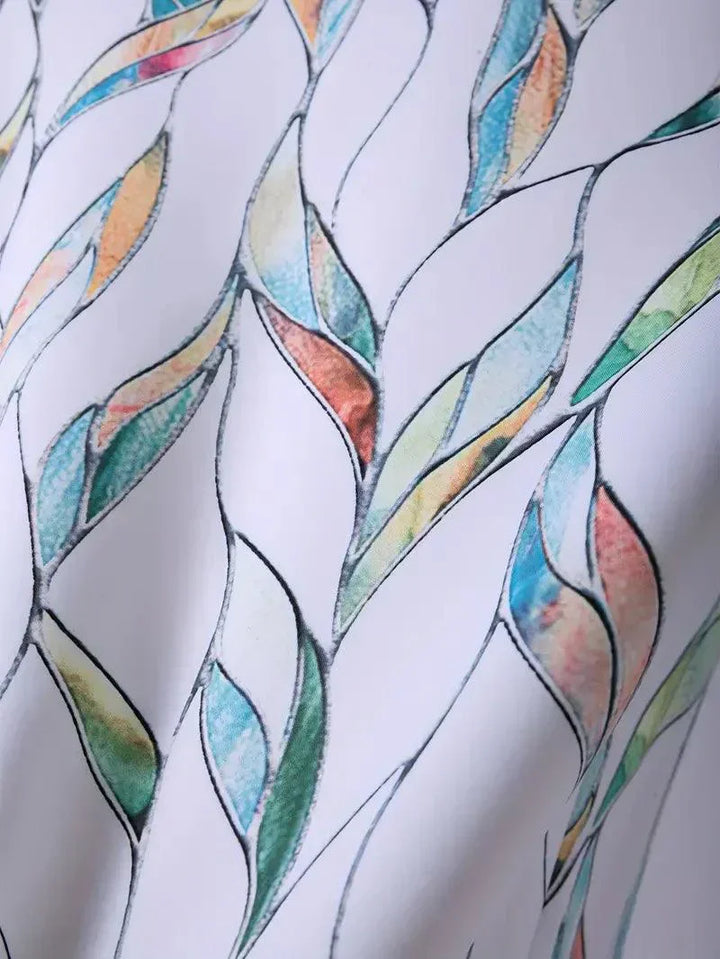 Trendige Damenbluse mit abstraktem Muster und Knopfleiste - Marlene