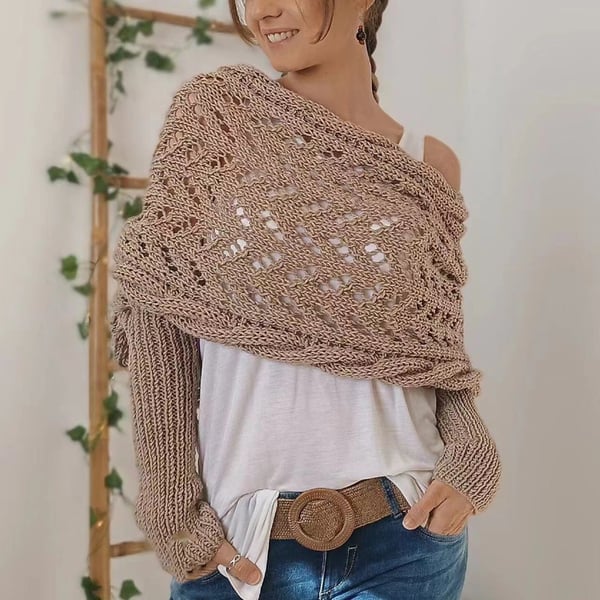 Wickelschal mit doppelten Ärmeln - kuscheliger Strickschal mit integrierten Ärmeln