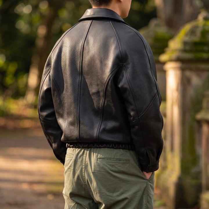 Herren-Lederjacke mit Reißverschluss und Kragen