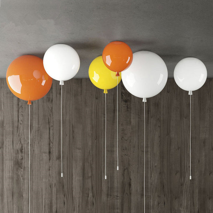 Kompakte und moderne LED-Deckenlampe Balloon – AuraLite