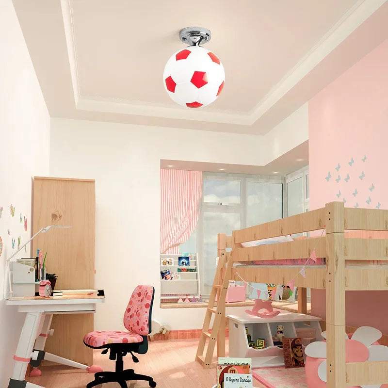 Deckenlampe im Fußball-Design – GoalBright