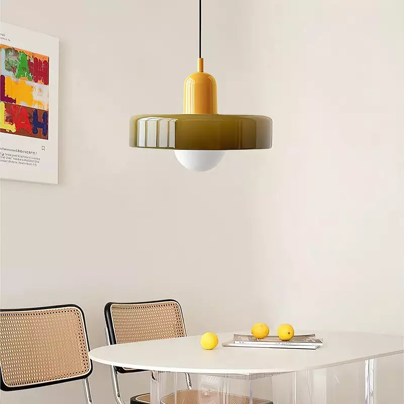Bunte Hängeleuchte im Bauhaus-Stil - StiloGlas