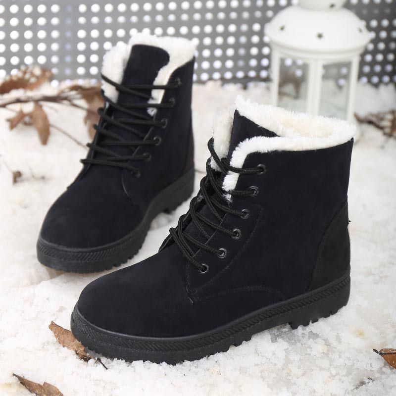 Hohe Schneestiefel für Damen mit Schnürung und warmem Wollfutter