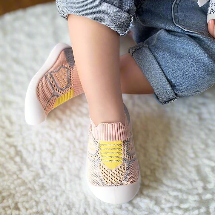 Babyschuhe mit passgenauem elastischem Sitz, rutschfesten Sohlen, atmungsaktivem Mesh, Alter 0-4