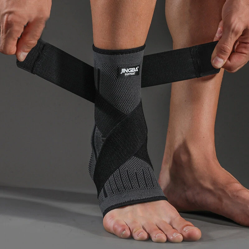 Stützende Kompressions-Knöchelbandage - FlexiFit