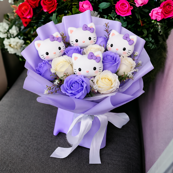 Bunter Kunstblumenstrauß mit Kitty-Figuren für Geschenke und Deko