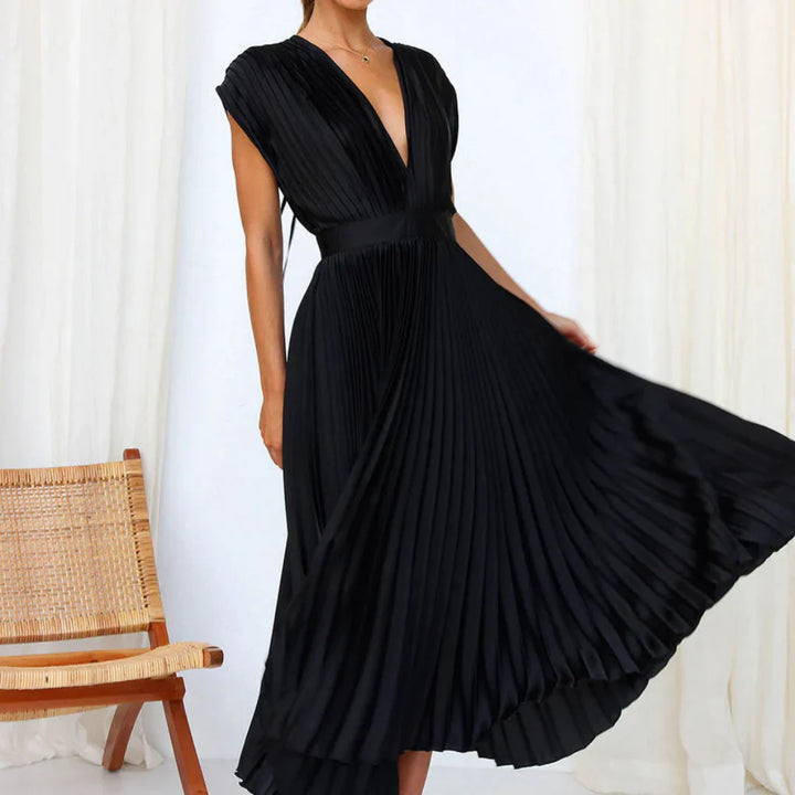 Modernes ärmelloses Damenkleid mit V-Ausschnitt