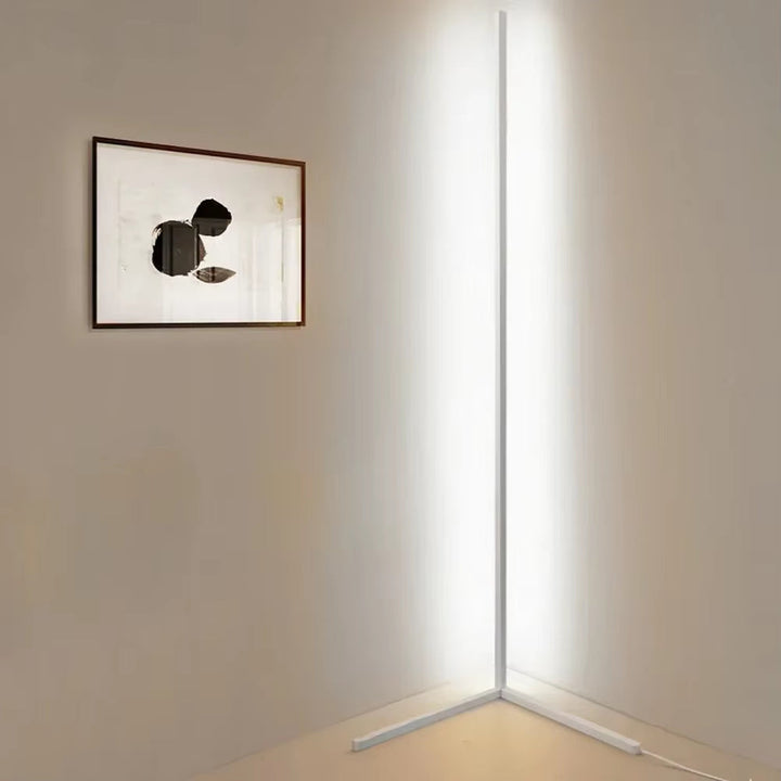 Dimmbare LED-Eck-Stehleuchte mit Fernbedienung