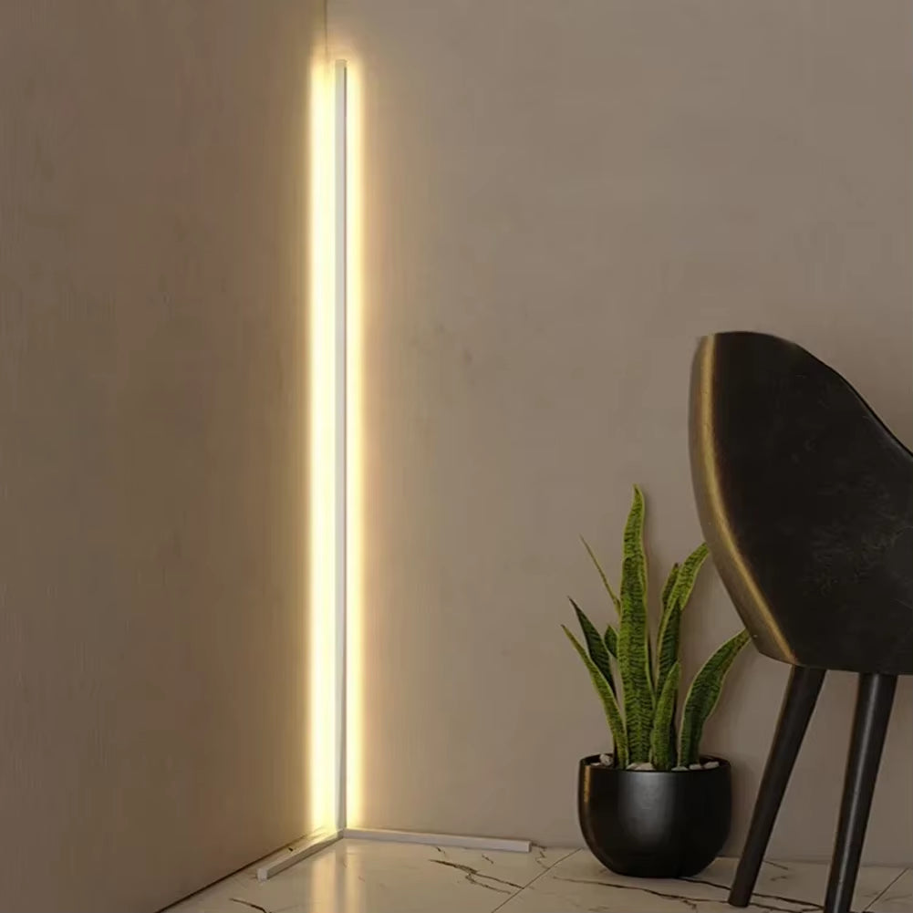 Dimmbare LED-Eck-Stehleuchte mit Fernbedienung