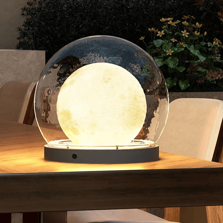 Moderne Außenlampe - Design in Mondform