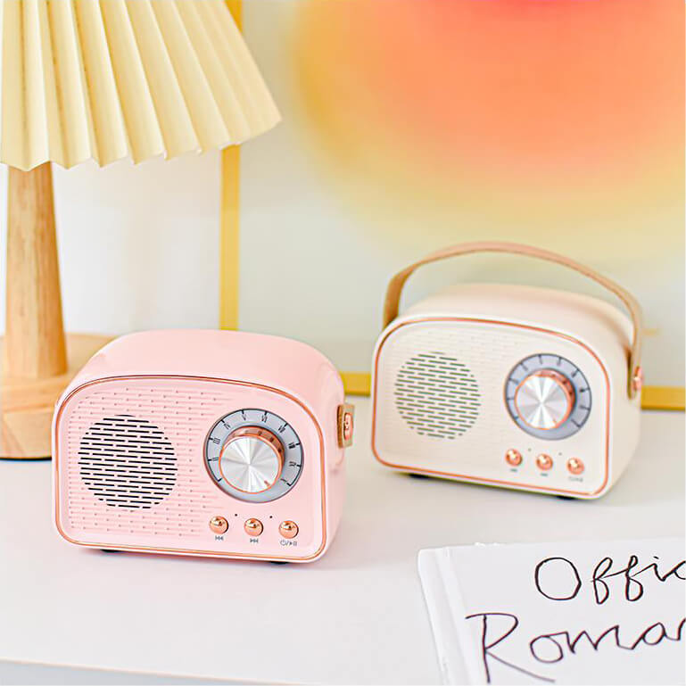 Vintage-Bluetooth-Lautsprecher mit FM-Radio – RetroVibe