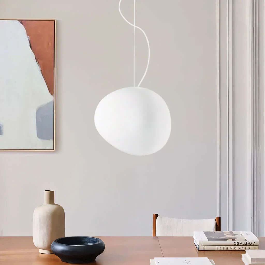 Pendelleuchte aus weißem Stein - Modern und minimalistisch