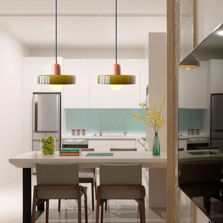 Farbenfrohe Pendelleuchte im Bauhausstil - StiloGlas