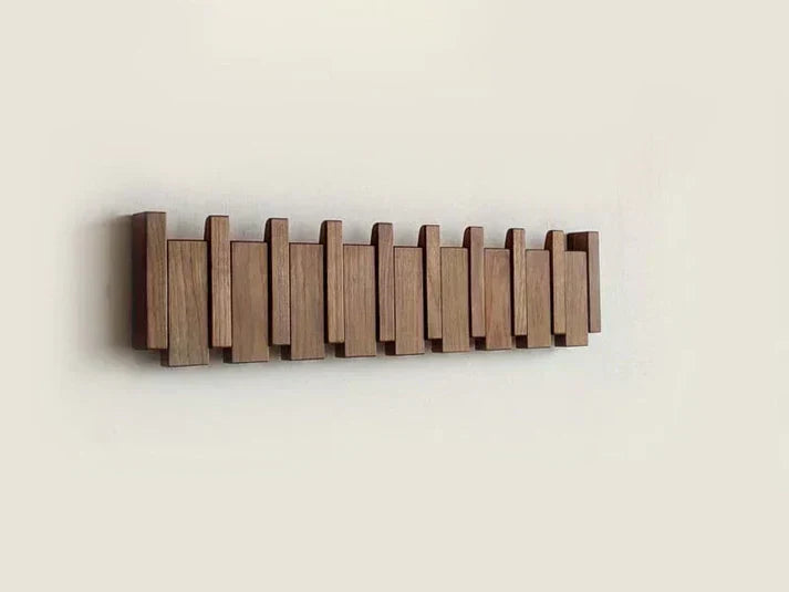 MelodyRack | Vom Klavier Inspirierte Holzgarderobe