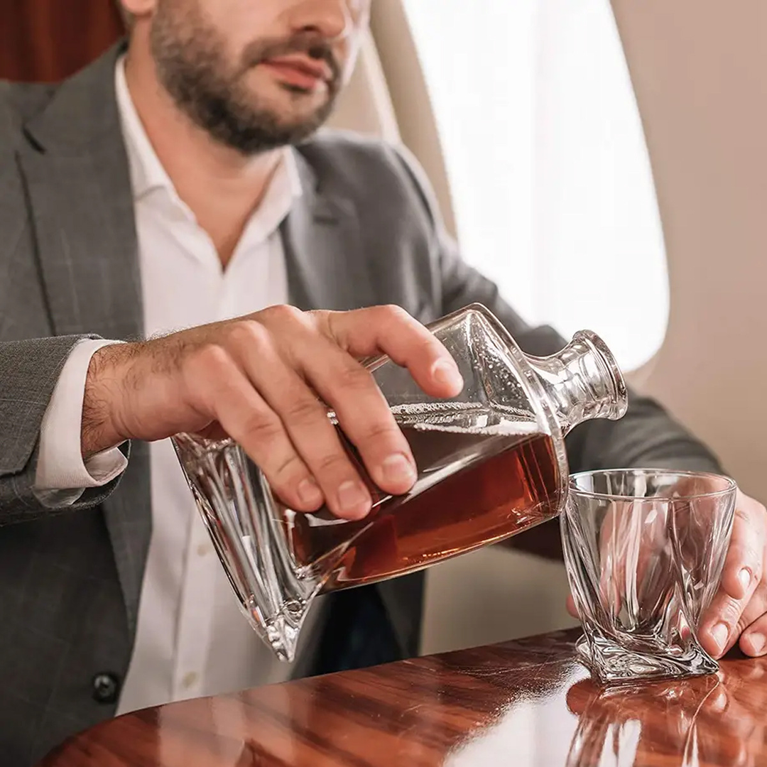 Luxuriöses Karaffen- und Gläser-Set aus Kristall – WhiskeyWave
