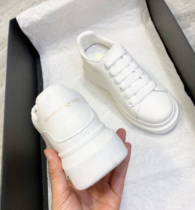 Weiße Herren-Sneaker | Dicke, Bequeme Sohle | Zeitloses Design