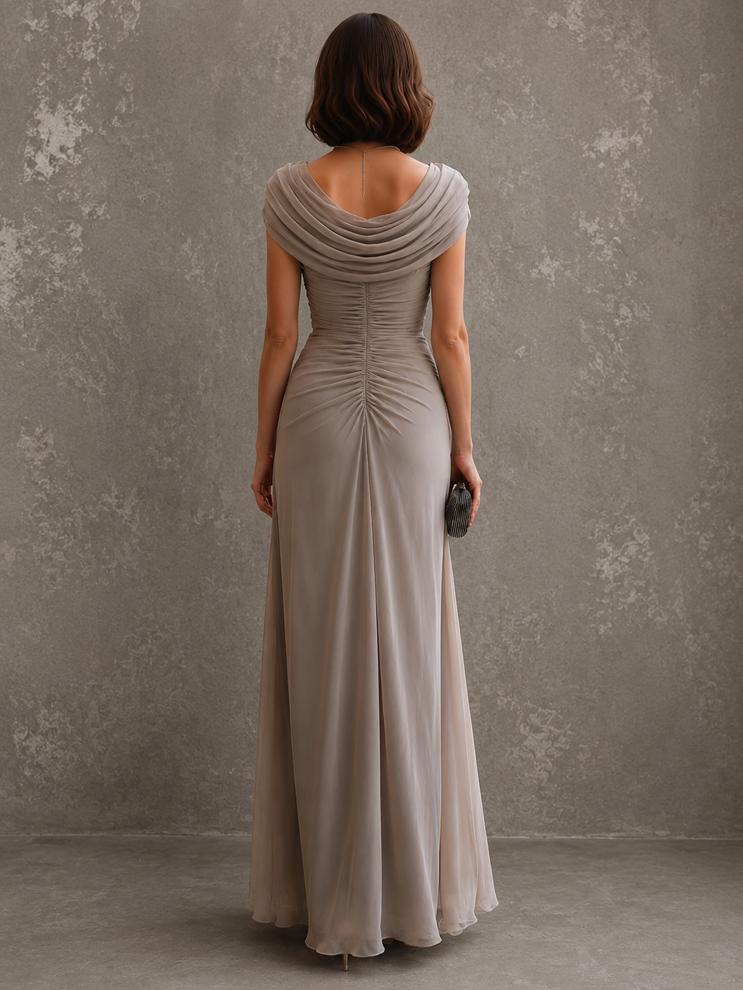 Drapiertes ärmelloses Maxikleid mit schwingendem bodenlangem Rock