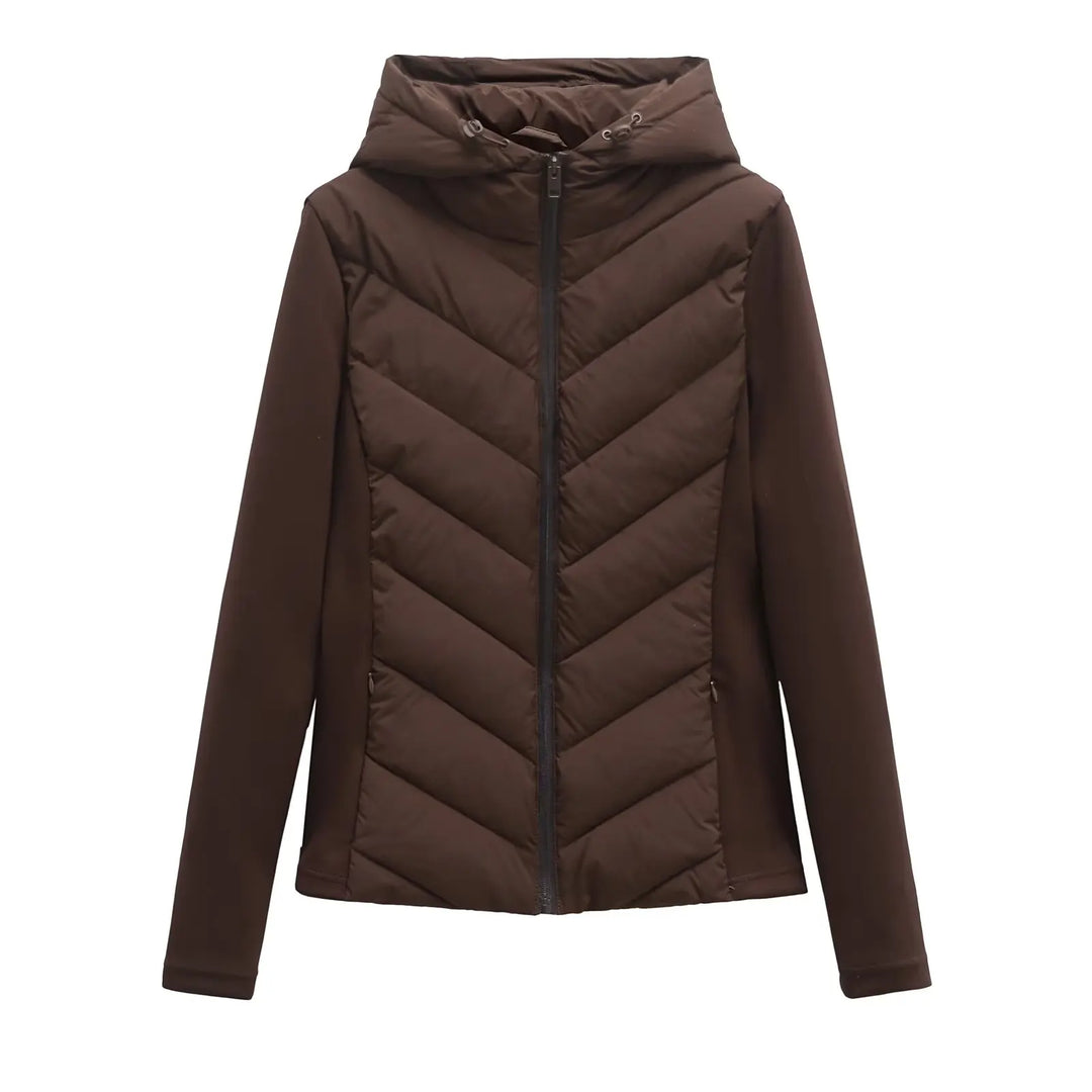 Leichte, gesteppte Damen-Winterjacke mit Kapuze und versteckten Taschen.