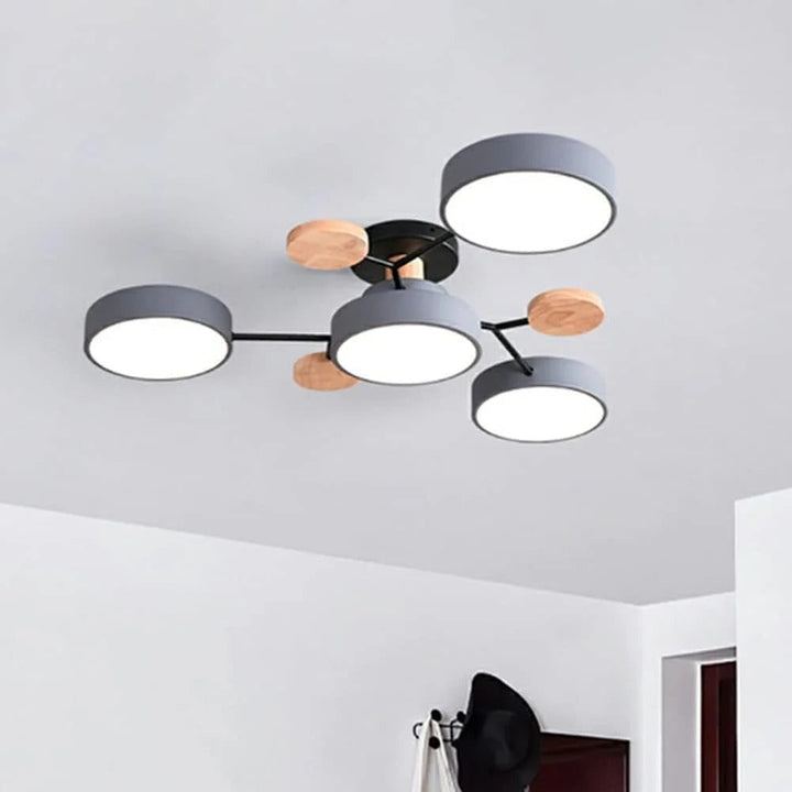 Moderner LED-Kronleuchter für das Wohnzimmer