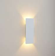 Moderne Außenleuchte – LED-Wandleuchte auf/ab, wasserdicht, vertikales Design