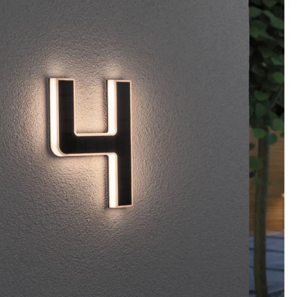 Solarbeleuchtete Hausnummer mit LED und Dämmerungssensor