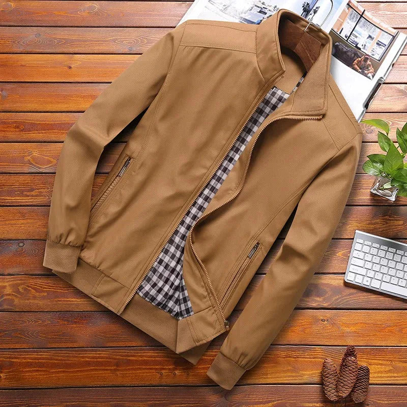 Stilvolle winddichte Sommerjacke für Herren