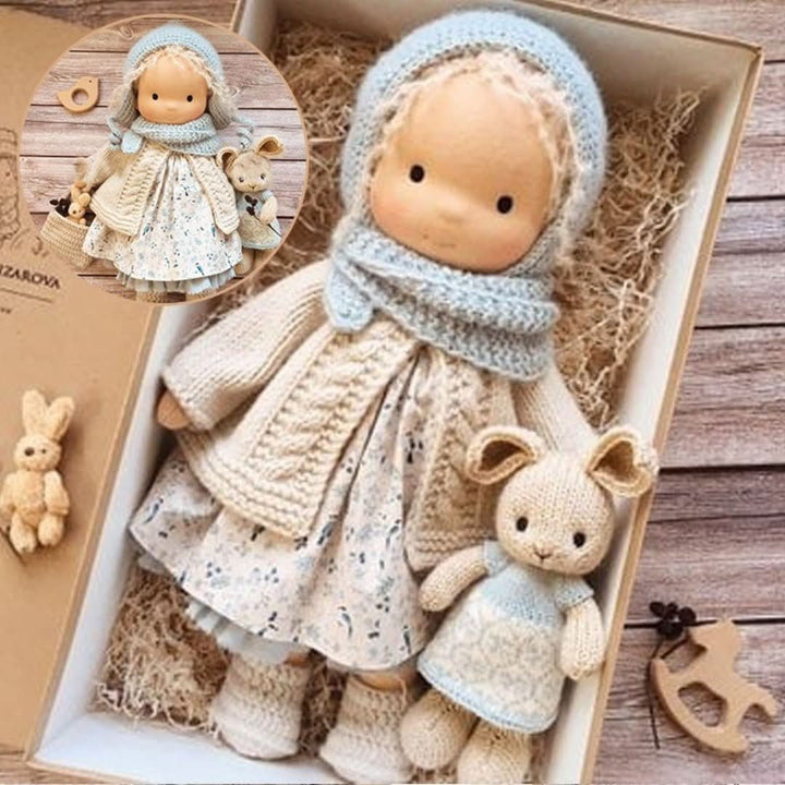 Handgemachte Waldorfpuppe aus natürlichen Materialien – 30 cm gross