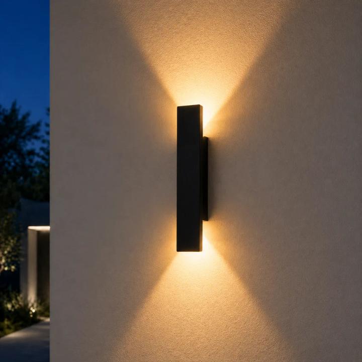 Aussen-LED-Wandleuchte mit Auf- und Abstrahlfunktion – wetterfest, Schutzart IP65