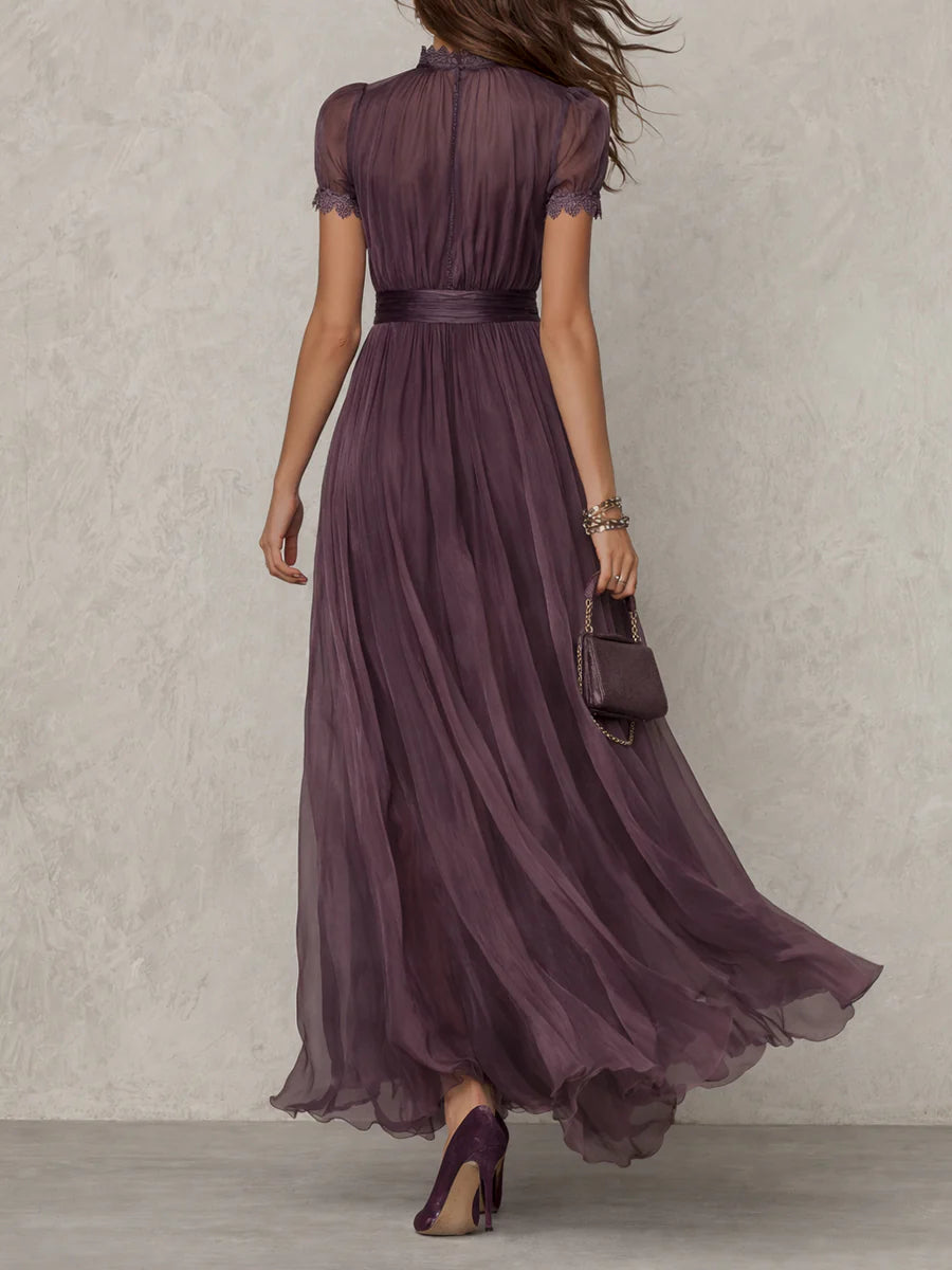 Damen-Maxikleid mit Spitzenbesatz und geraffter Taille für besondere Anlässe